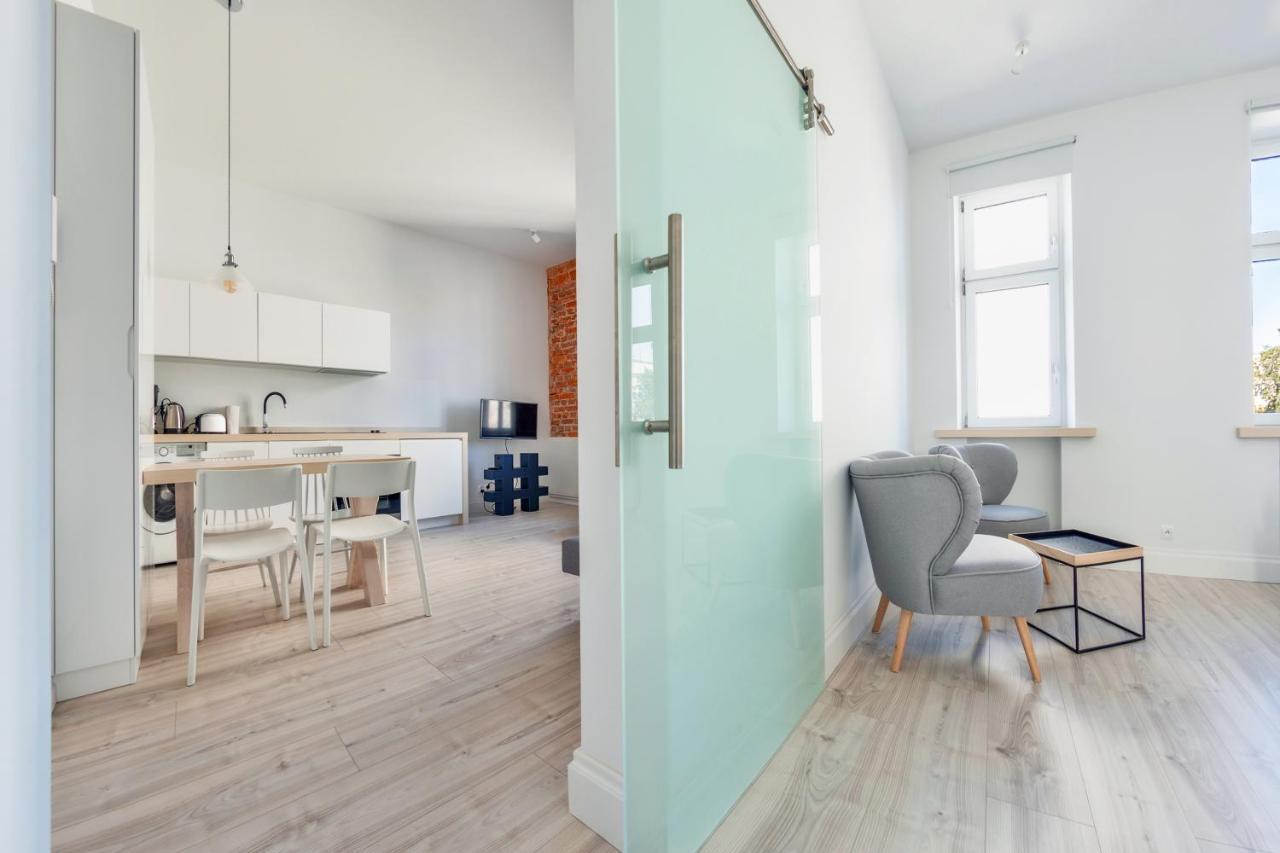 Apartamenty Sun & Snow Swietojanska Gdynia Centrum エクステリア 写真